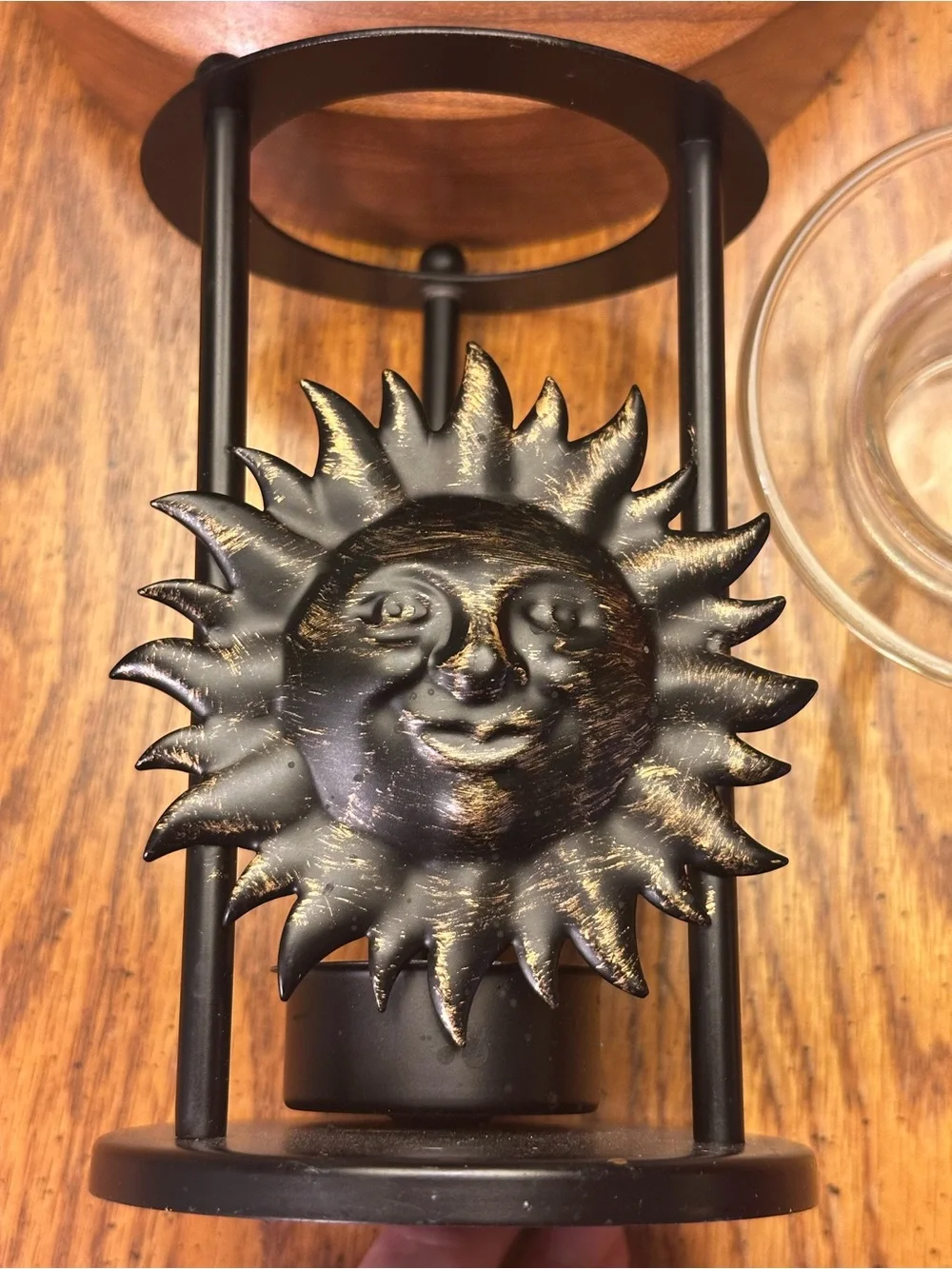 Celestial sun face stand decor